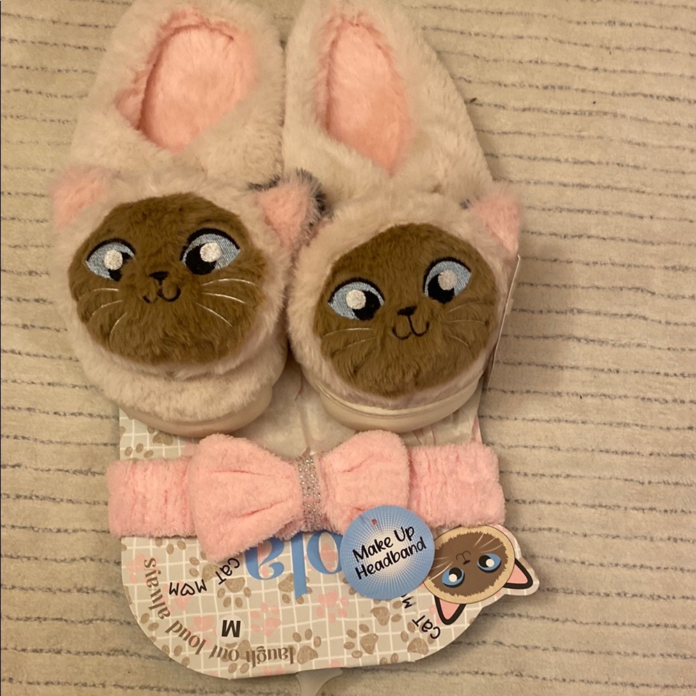 Lola. Cat women’s Slippers - Pink and Brown